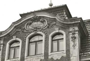 Dresden-Neustadt, Arndtstraße 7. Villa "Bianka" (um 1900). Fenster (3. Obergeschoß)