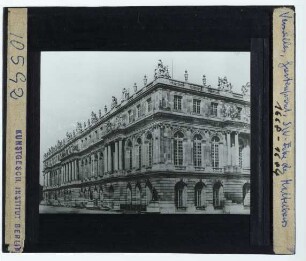 Versailles, Schloss : Außenansicht, Gartenfront