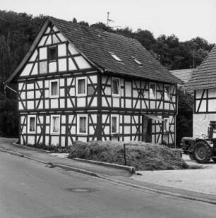 Herleshausen, Am Breiberg 2