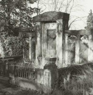 Emmaus-Friedhof