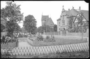 Coswig. vom Friesenplatz und alte Kirche