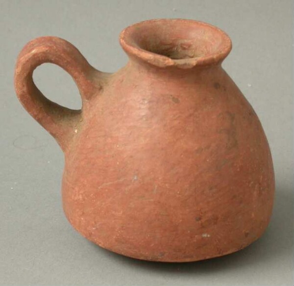 Clay vessel