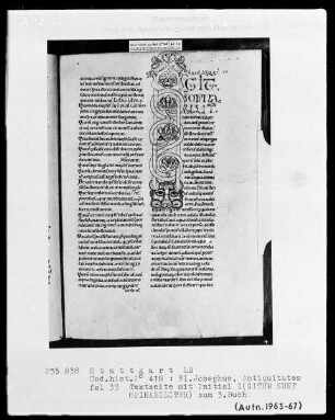 Flavius Josephus - Antiquitates Judaicae libri 1-12 — Initiale I(gitur sunt opinabiliter), Folio 33recto