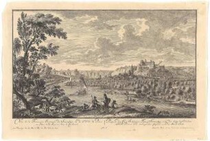 Ansicht von Pirna, Kupferstich, 1726 : Thiele, Johann Alexander : Vue de la Forteresse Electorale du Sonnenstein et de la Ville Pirne en Saxe, et des Environs, Vers le Couchant : avec Privilege de Sa Maj le Roy de Pol. Elect de Saxe = Prospect der Chur-Sächsischen Festung Sonnenstein, auch der dabey befindlichen Stadt Pirna und umliegenden Gegend, von der Abend-Seite / Alexander Thiele ad viv. delin. pinx. et sculpsit. - [S.l.] , 1726. - 1 Kunstbl. : Kupferst. ; 54 x 32 cm