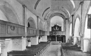 Drübeck, ehem. Benediktinerinnen-Klosterkirche, heute St. Vitus, Innenansicht: Langhaus gegen Westen; Zustand Anfang 20. Jh.