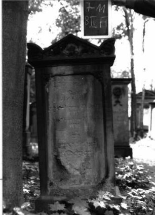 Grabstein B II A/7/11