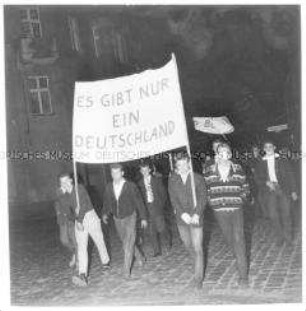 Demonstration an der Sektorengrenze