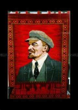 Wandteppich mit Leninporträt