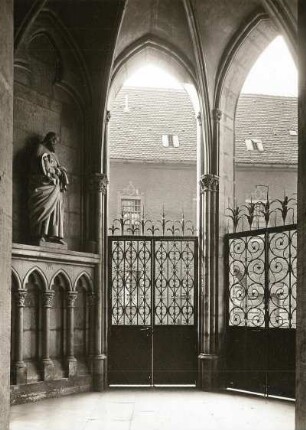 Johanniskapelle, Madonna mit Kind, Johannes