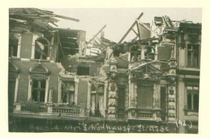 "Haus i.d. Alten Schönhauser Strasse"; Schauplatz der Märzkämpfe.