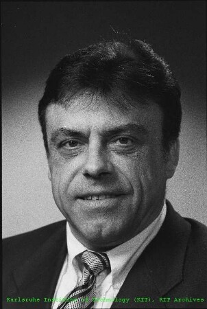 Dr. Edmund Henrich (Mitarbeiter Institut für Heiße Chemie (IHCh))
