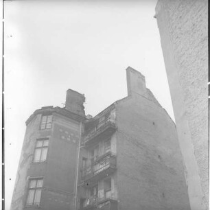 Negativ: Ruine, Luitpoldstraße 9