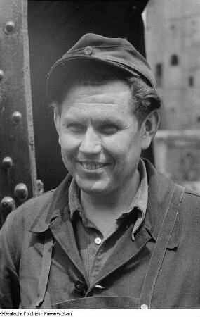 Porträt von Erich Hottenrott, Elektroschweißer des VEB Braunkohlewerk Kulkwitz