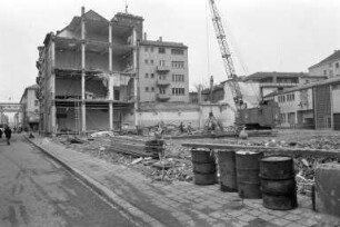 Kaufhaus Karstadt. Neubauvorhaben im Geviert Kaiserstraße, Lammstraße, Ritterstraße und Bankhof