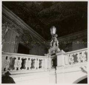 Das hunderttürmige Prag, Clam-Gallas-Palais, Stiegenhaus