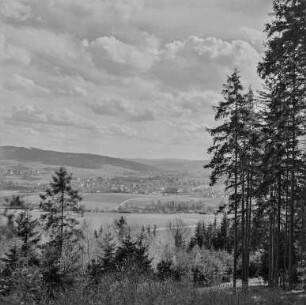 Aussicht vom Mönchswalder Berg : Blick vom Mönchswalder Berg ins Lausitzer Bergland