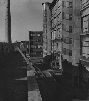 Röntgen Müller (aus der Serie "Hamburg als Industrieplatz")