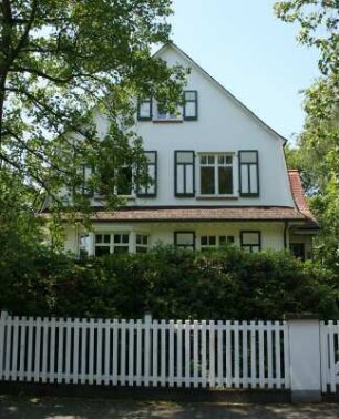 Massivbau; Dreieich, Zaunweg 14