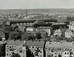 Dresden-Neustadt. Blick vom Turm der Dreikönigskirche gegen den Bahnhof Dresden-Neustadt