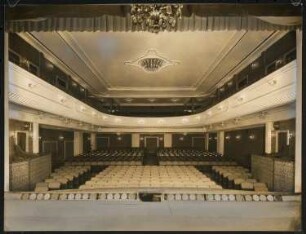 Volksbühne (auch: Renaissancetheater), Wien: Ansicht Zuschauerraum