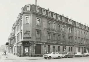 Dresden-Pieschen, Leipziger Straße 82. Wohnhaus (um 1890) mit Läden (ehem. Hirsch-Apotheke)
