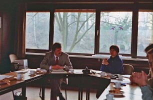 Tagung der Stormarner Archivarinnen und Archivare (Kreisarchivtag) Bad Oldesloe: Mewesstraße 22: Gruppengespräch