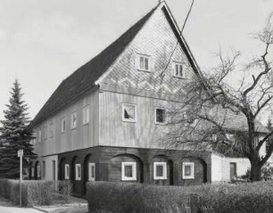 Neugersdorf, Wohnhaus : Neugersdorf (Kreis Löbau-Zittau), Wohnhaus, Karl-Liebknecht-Straße 11, 1. Hälfte 19. Jahrhundert, Straßenansicht