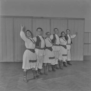Ensemble : Tanzgruppe des Staatlichen Ensembles für sorbische Volkskultur