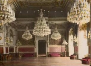 Dresden. Residenzschloss, Nordflügel. Großer Ballsaal (1846; Otto von Wolframsdorf) im 2. Obergeschoss
