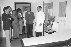 Städtisches Klinikum Karlsruhe. Informationsbesuch von Bürgermeister Horst Rehberger bei der Neurochirurgie