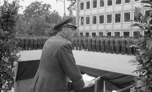 Gedenkstunde zum 10jährigen Bestehen der Luftwaffengruppe Süd.