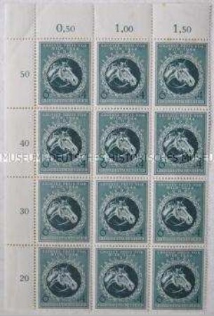 Fragmente zweier Bögen mit je 12 Briefmarken zum Pferderennen "Grosser Preis von Wien" (kompletter Satz)