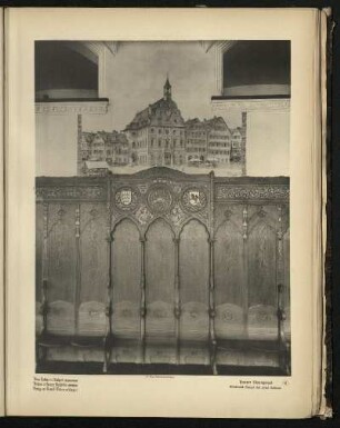 Grosser Sitzungssaal. - Mittelstück Paneel mit altem Rathaus.