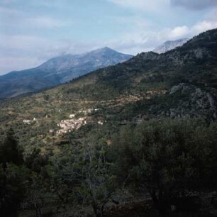 Chios, Volissós. Bergdorf Dievchá am Profitis Elías, 1297m