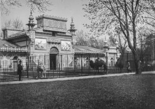 Zoologischer Garten Dresden : Dresden. Zoologischer Garten. Haus für Zebras, Kamele, Dromedare, Antilopen und Giraffen