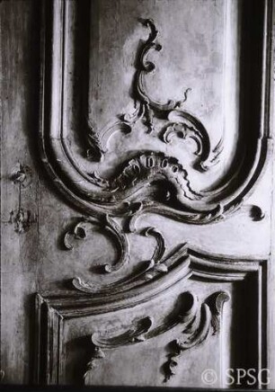 Berlin, Schloss Charlottenburg, Neuer Flügel, Gelbe Atlaskammer, R. 346, Türornament.