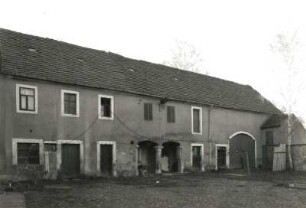 Dresden-Omsewitz, Altomsewitz 18. Bauernhof (1. H. 19. Jh.), Wohnstallhaus