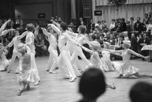 Winterball der Tanzschule Großkopf-Tönnies in der Badnerlandhalle