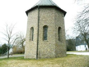 Ewersbach-Margarethenkirche-Ansicht von Osten-Polygonchor (fünf-achtel Schluß) des 13 Jh-Fenster Gotisch- und Barock überarbeitet