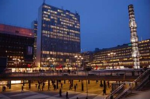 Stockholm - Geschäftszentrum am Abend : Geschäftszentrum, City, Nähe Zentralbahnhof, aufgenommen 2006 in Stockholm
