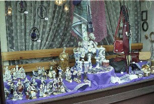 Berlin: Schaufenster (Puppen, Figuren); Friedrichstraße