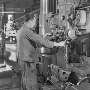 Stationäre Bohrmaschine bei Borgward