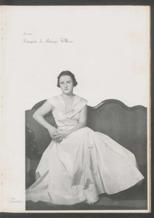 [Fotografía de] Señorita Enriqueta de Arteaga Williams