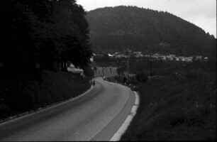 Kranj, Krainburg: Straße am rechten Seeufer