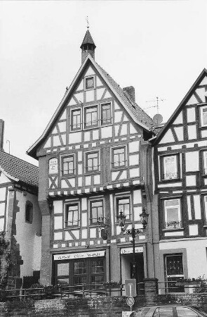 Wohnhaus, Fachwerk; Gelnhausen, Untermarkt 6