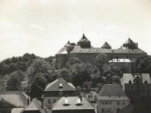 Augustusburg. Nordansicht des Schlosses. Blick vom Turm der Stadtkirche