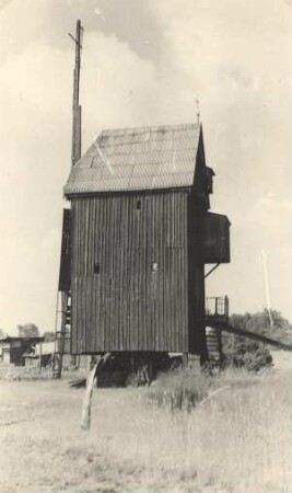 Alte Windmühle in Klein Neida : Stary wětrnik w Małej Nydej