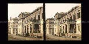Arkaden mit Atlanten am Eingang der neuen Eremitage, Sankt Petersburg