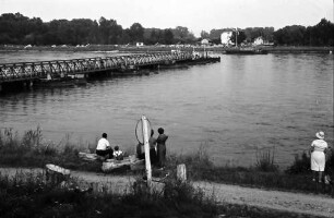 Selz: Fähre und Ponton vom elsässichen Ufer
