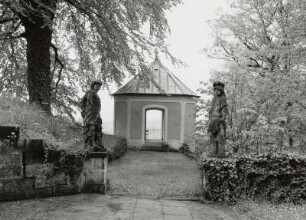 Männliche Figur : Dinglingerscher Weinberg. Blick vom Festplatz mit zwei männlichen Figuren (2. H. 18. Jh.; T. I. Wiskotschill) zum Belvedere